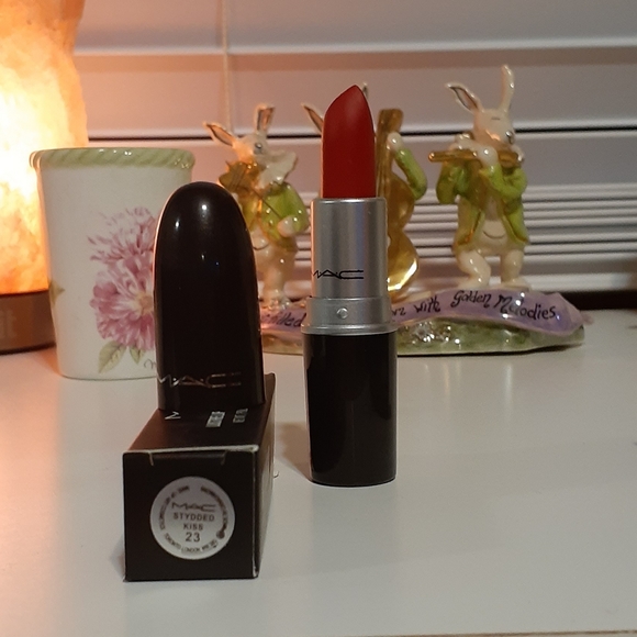 NWB!! MAC LIPSTICK 💋(SOLD SEPARATELY) - Picture 6 of 8